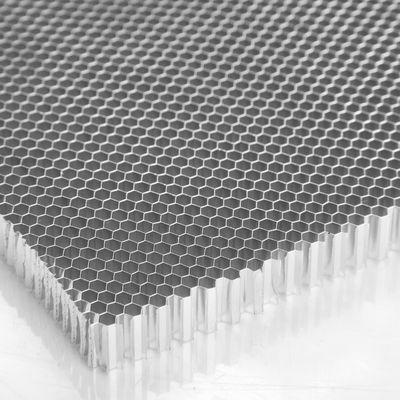 Microporous Kern van het Honingraataluminium voor Aluminiumhoningraat Lovuer