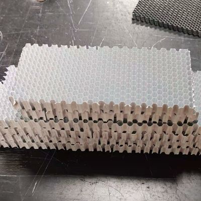 Geen raam Aluminium honingraatfilter Honingraatfotokatalysator Filterkern voor geurverwijder