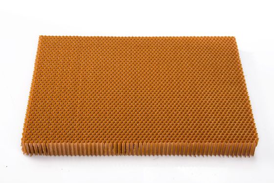 Geluidsisolatie Aramid honingraat kern 1200x1200mm Voor spoorvervoer