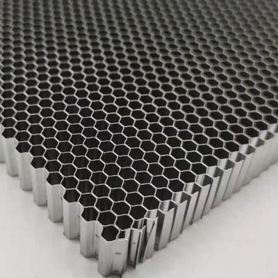 Spotsweis 8,2 mm Celgrootte Metalen roestvrij staal Honingkorf Air Straightener