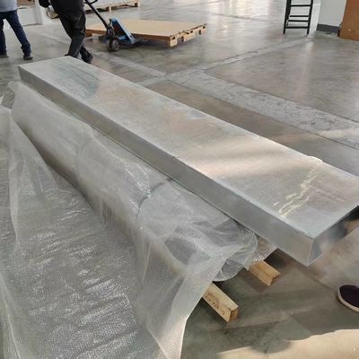 Het gelaste aluminium honingraatpaneel dat in het interne dekking wordt gebruikt
