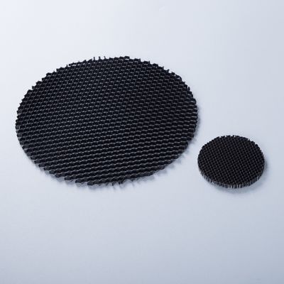 Anti-reflecterende zwarte aluminium honingraatlamel Lichtgewicht Duurzaam 3003 Materiaal Voor Optimale Prestaties