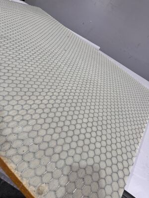 Zijdelingse lengte 6~15 mm Aluminium honingraat kern met schuimmaterialen