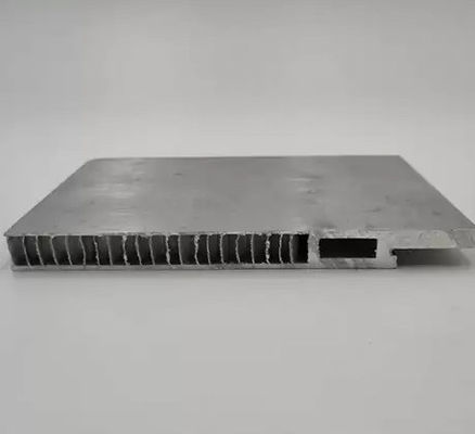 1000*2000mm Grootte Gelast Aluminium Honingraat Panel Gebruikt In Interne Daken