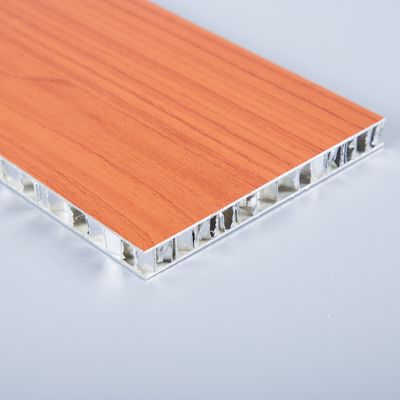 EN 45545 0,8 mm Aluminium honingraat panelen voor interieur decoratie voor spoorvervoer