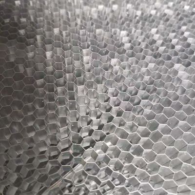 Geperforeerd 3003 aluminium honingraat kern Natuurlijke kleur